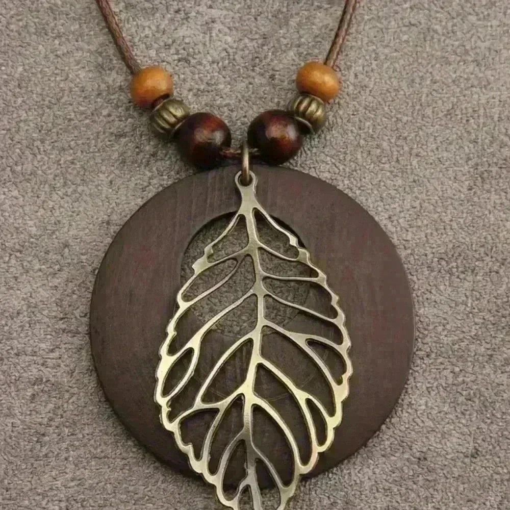 Unique Bohemian Wooden Pendant Necklace
